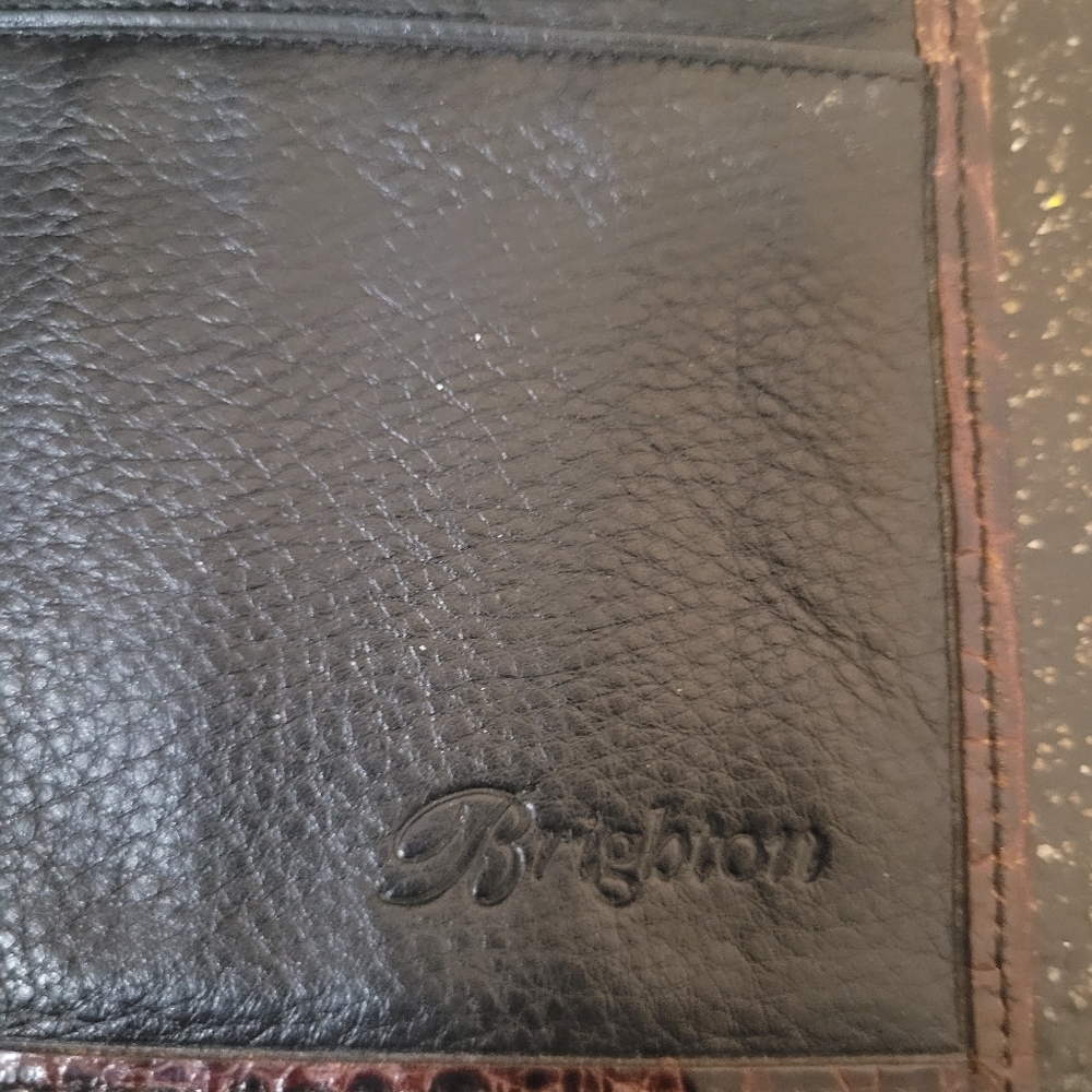 Brighton Brown Wallet - Picture 8 of 9